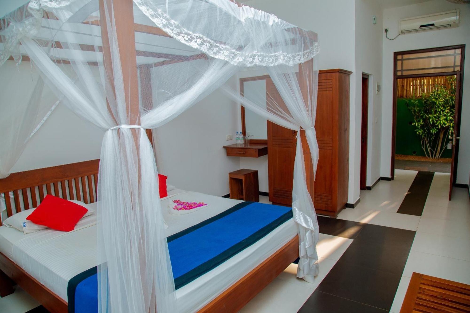 Rockery Villa Ayurveda Bentota Esterno foto
