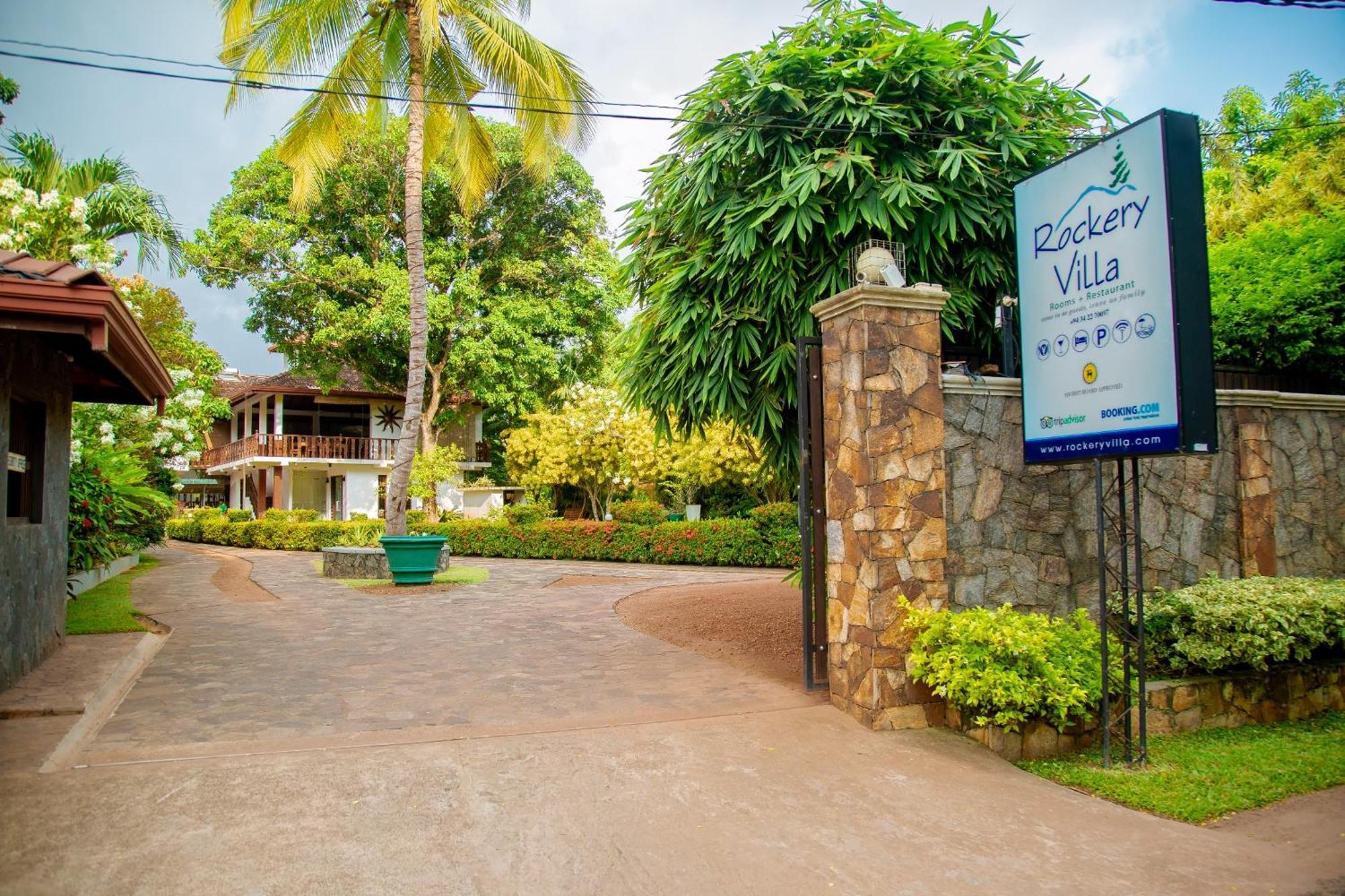 Rockery Villa Ayurveda Bentota Esterno foto