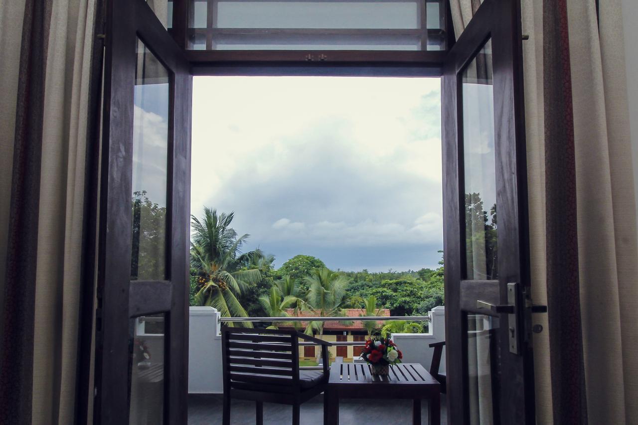 Rockery Villa Ayurveda Bentota Esterno foto